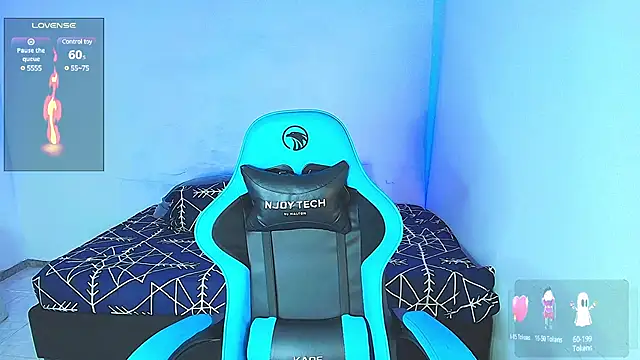 Snapshot of aron_wi chatting on January 9, 9:27 am aron wi online show from January 9, 9:27 am