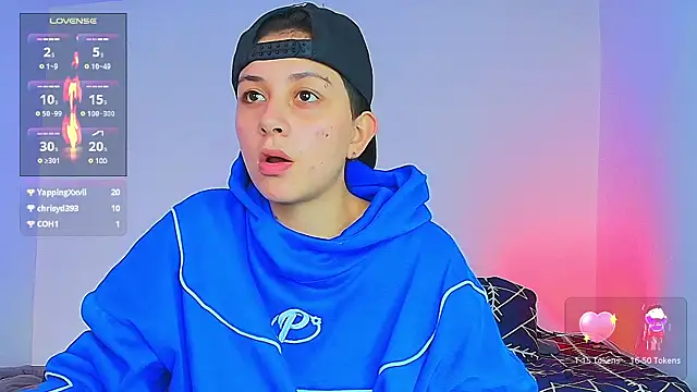 Snapshot of aron_wi chatting on February 2, 9:13 pm aron wi online show from February 2, 9:13 pm