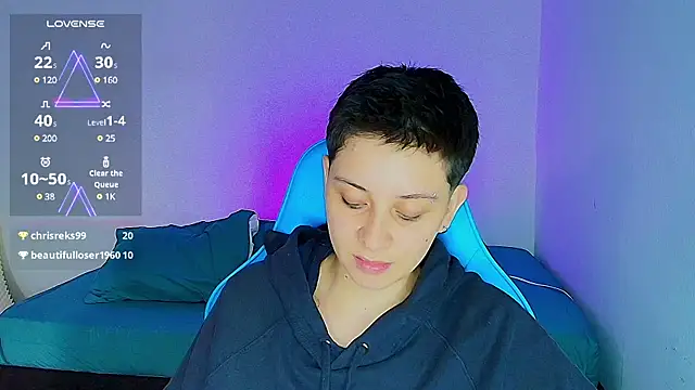 Snapshot of aron_wi chatting on February 20, 2:46 pm aron wi online show from February 20, 2:46 pm