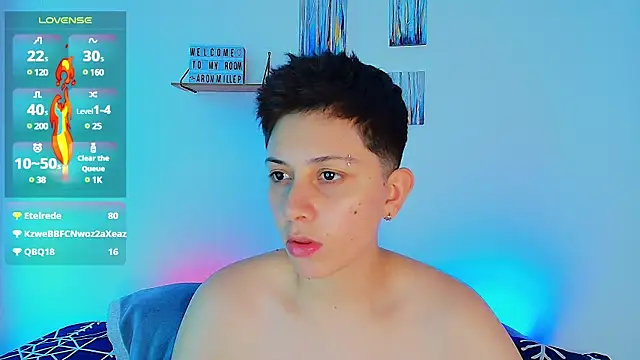 Snapshot of aron_wi chatting on March 10, 3:20 pm aron wi online show from March 10, 3:20 pm