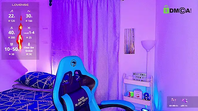 Snapshot of aron_wi chatting on September 12, 10:37 am aron wi online show from September 12, 10:37 am