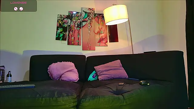 Lizzymontanaa online show from December 27, 4:26 am