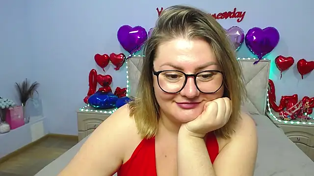 ZannaDreil online show from February 17, 5:36 am