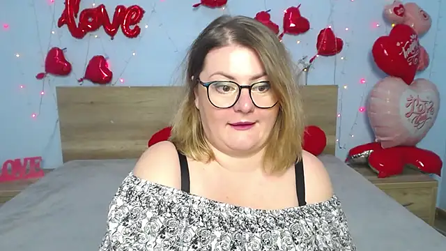 ZannaDreil online show from February 19, 10:20 pm