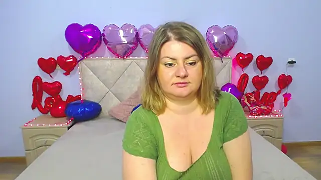 ZannaDreil online show from February 24, 10:03 pm