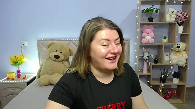 ZannaDreil online show from March 12, 7:17 pm