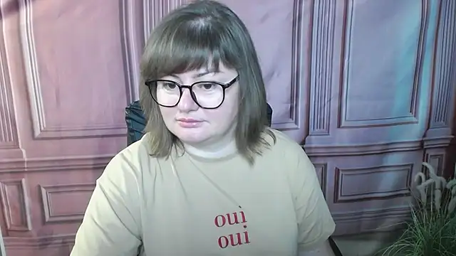 ZannaDreil online show from September 8, 6:07 pm