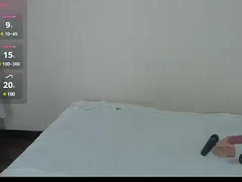 Snapshot of michel_ex33 chatting on February 7, 7:59 pm michel ex33 online show from February 7, 7:59 pm