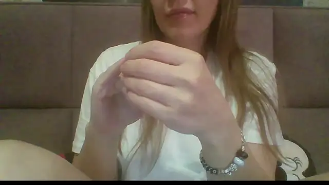 Sladkiegubki online show from November 17, 7:03 am