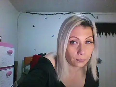 alixia81 online show from January 9, 9:37 am