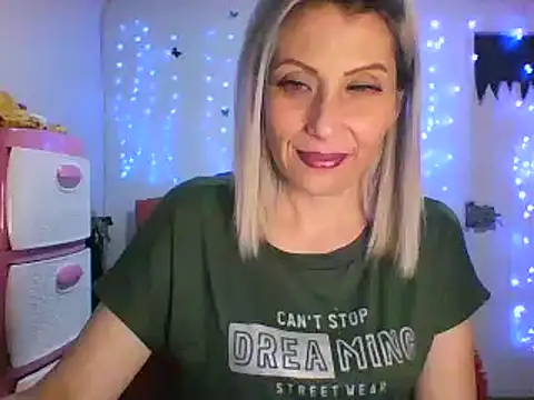 alixia81 online show from March 1, 2:15 am