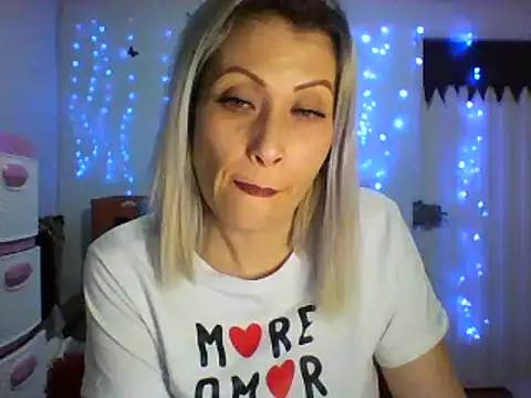 alixia81 online show from March 4, 2:27 am