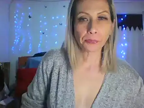 alixia81 online show from March 22, 1:32 am