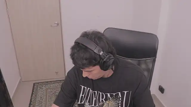 Tony Hoffa online show from October 3, 5:10 pm