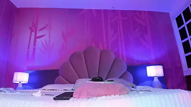 LottiCarter online show from January 20, 6:31 am