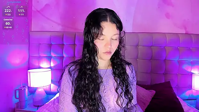 LottiCarter online show from March 23, 3:21 am