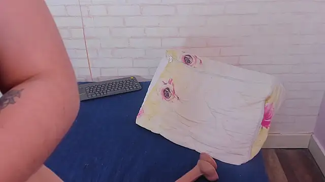 Tiffany mendez online show from February 1, 3:18 pm