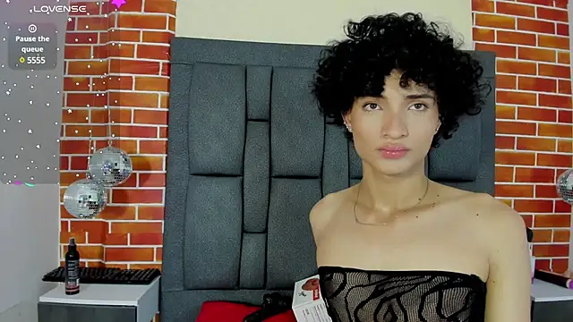 appolo jay online show from February 21, 1:44 am