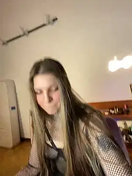 Snapshot of Annie_aww chatting on March 1, 11:15 pm Annie aww online show from March 1, 11:15 pm