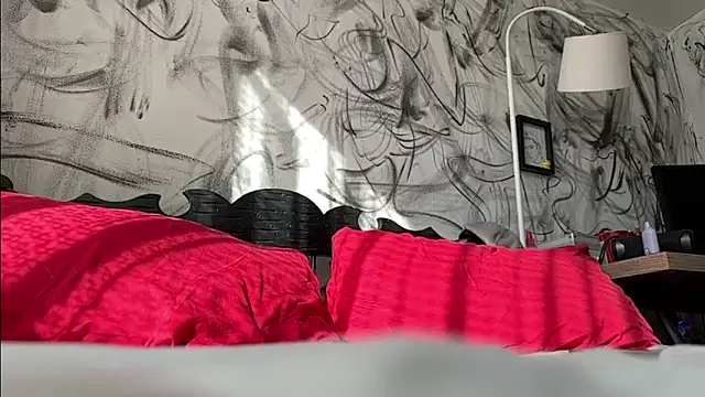 Snapshot of Saturno_v chatting on January 12, 8:47 pm Saturno v online show from January 12, 8:47 pm