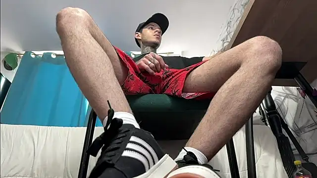 Snapshot of Saturno_v chatting on January 13, 9:09 pm Saturno v online show from January 13, 9:09 pm