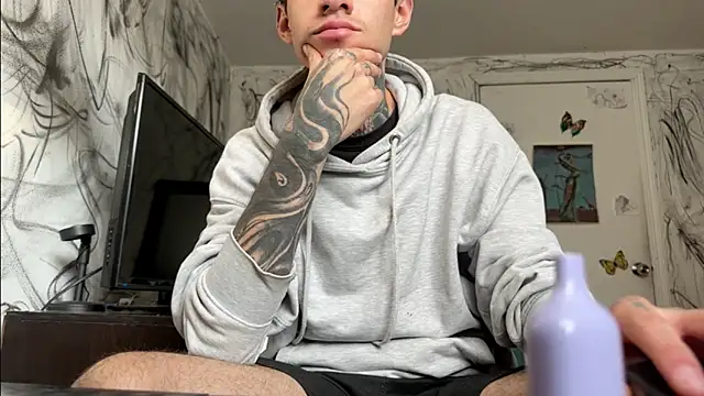 Snapshot of Saturno_v chatting on January 16, 9:51 pm Saturno v online show from January 16, 9:51 pm