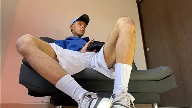 Snapshot of Saturno_v chatting on March 5, 12:11 pm Saturno v online show from March 5, 12:11 pm