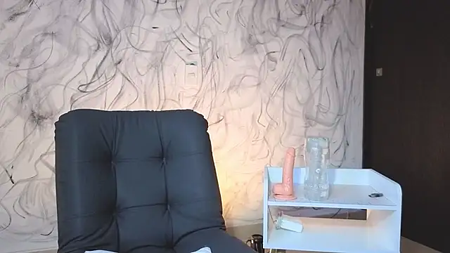 Snapshot of Saturno_v chatting on October 4, 10:52 pm Saturno v online show from October 4, 10:52 pm