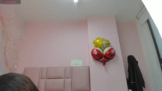 Snapshot of soyzarahtorres chatting on September 17, 9:38 pm soyzarahtorres online show from September 17, 9:38 pm