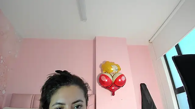 Snapshot of soyzarahtorres chatting on November 25, 10:21 pm soyzarahtorres online show from November 25, 10:21 pm