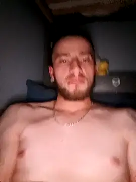 wariacik0024 online show from September 26, 10:47 pm