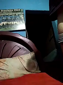 Snapshot of hugosafado333 chatting on January 4, 5:58 am hugosafado333 online show from January 4, 5:58 am