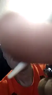 Snapshot of hugosafado333 chatting on February 24, 12:30 am hugosafado333 online show from February 24, 12:30 am