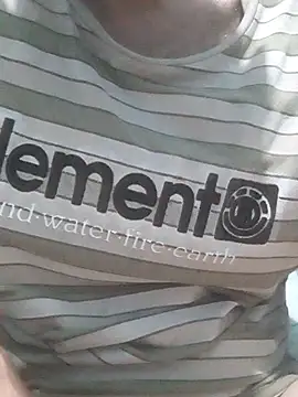 Snapshot of hugosafado333 chatting on October 11, 5:50 am hugosafado333 online show from October 11, 5:50 am