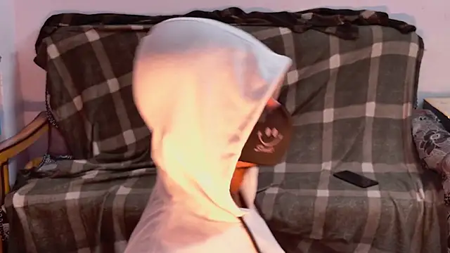 Snapshot of Habibi_big_b chatting on October 18, 5:25 pm Habibi big b online show from October 18, 5:25 pm