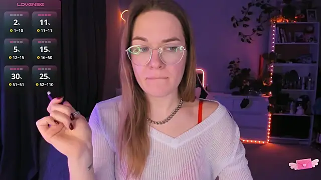 ami amour  online show from December 11, 6:31 pm