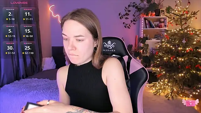 ami amour  online show from January 24, 8:00 pm