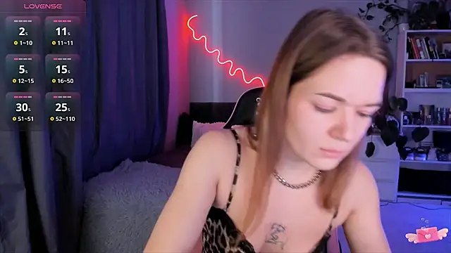 ami amour  online show from February 20, 12:04 pm