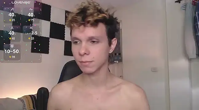 bryamado69 online show from March 15, 8:43 pm