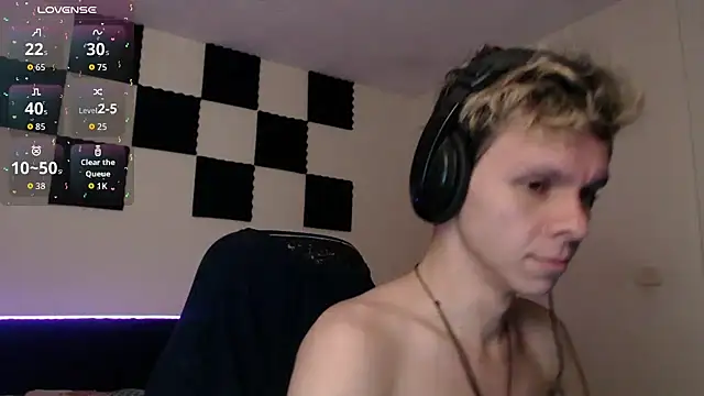 bryamado69 online show from October 4, 4:21 am