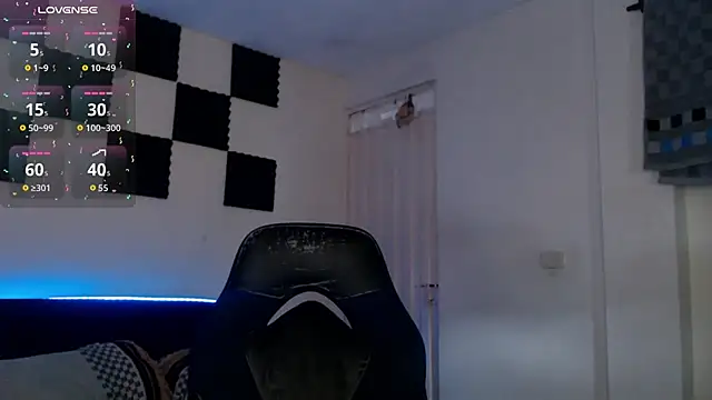 bryamado69 online show from October 27, 9:30 pm