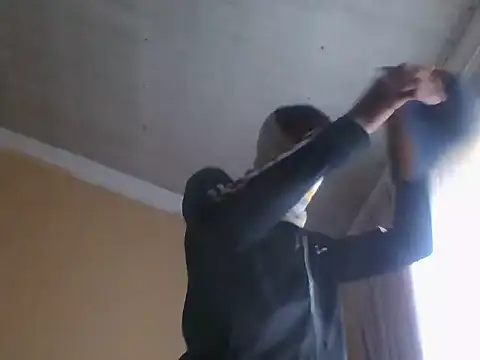 Snapshot of Kem_Secrets chatting on November 17, 10:54 am Kem Secrets online show from November 17, 10:54 am