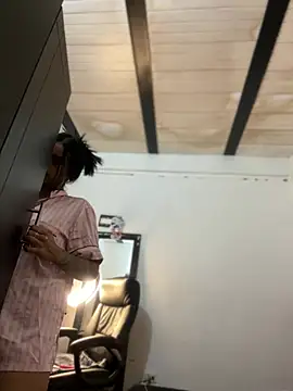 Laura fernandezII online show from January 25, 2:15 am