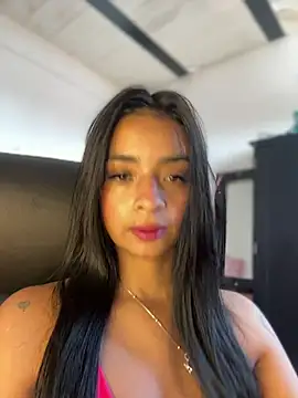 Laura fernandezII online show from February 5, 3:20 pm