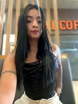 Laura fernandezII online show from September 16, 3:13 pm