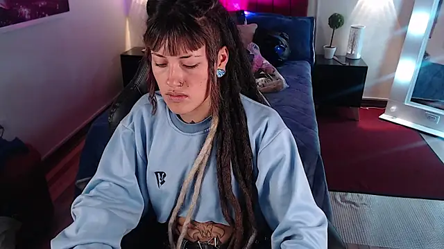  sharlotte777 online show from March 22, 4:37 pm