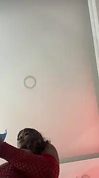 SarahBrunet online show from March 14, 5:27 am