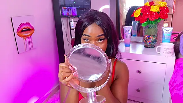 SarahBrunet online show from October 4, 12:47 pm