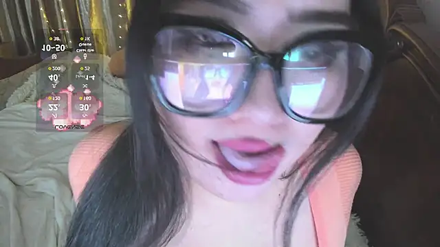 Snapshot of cutie_sakura chatting on December 16, 5:00 pm cutie sakura online show from December 16, 5:00 pm