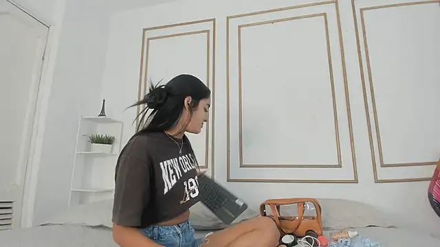 natalia aguirre1 online show from February 23, 12:37 pm